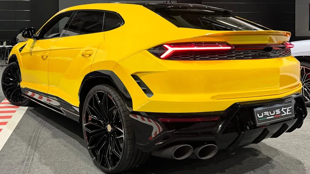 Lamborghini Urus hybrid Details