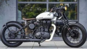 Royal Enfield Bobber 350 2