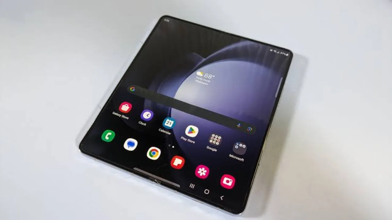 Samsung Galaxy z fold 5 price jpg