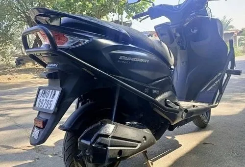 Suzuki Burgman 1 jpeg