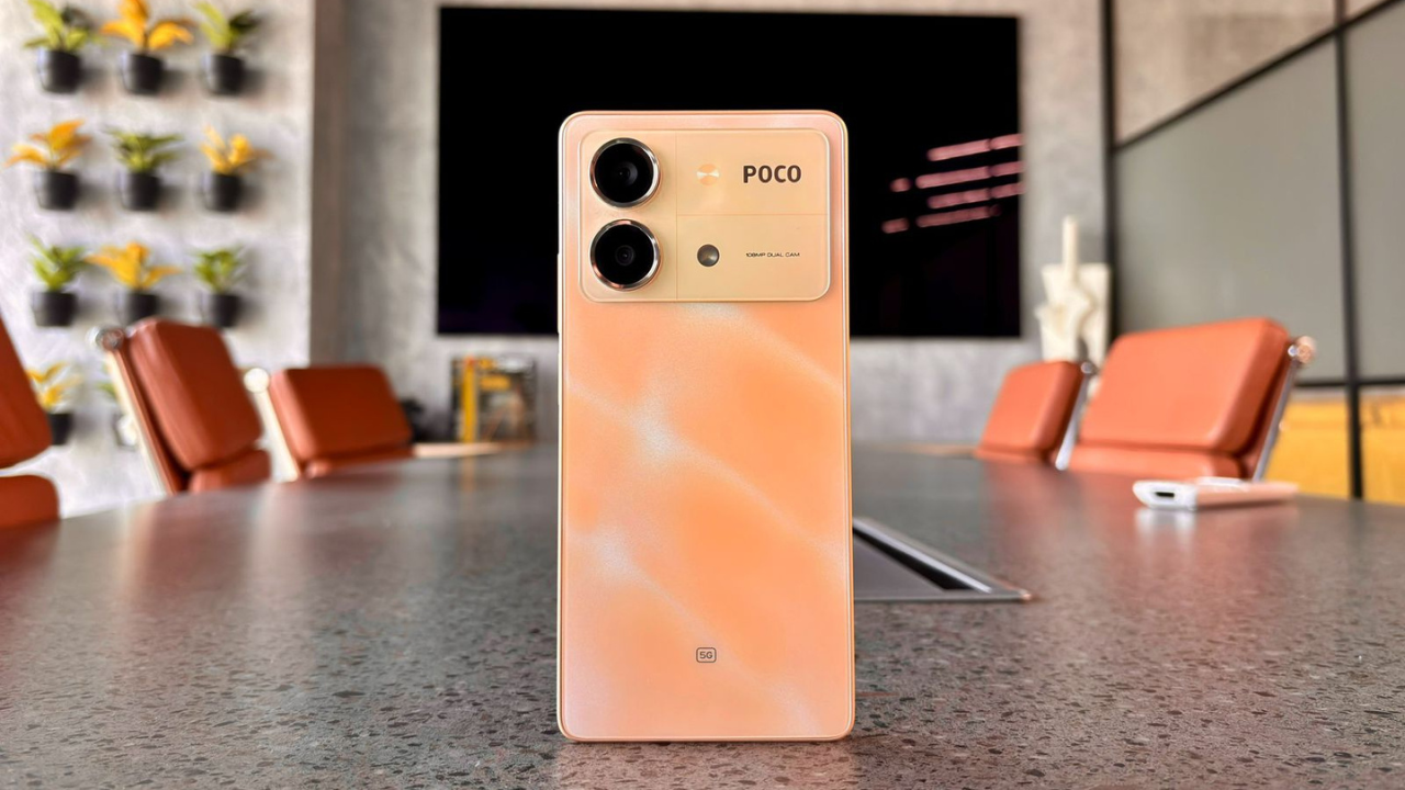 POCO Smartphone Under Rs 15000