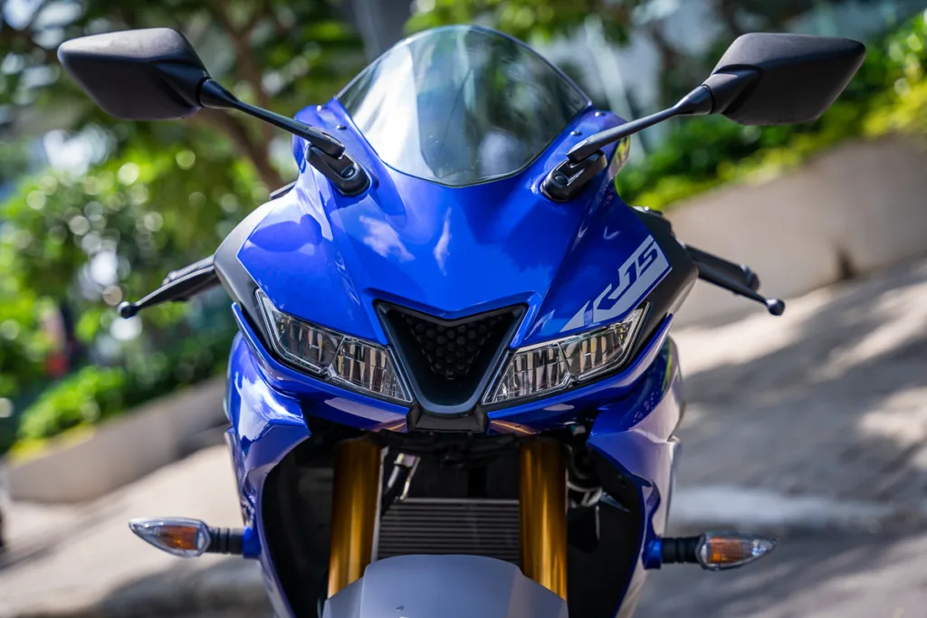 Yamaha R15 Price