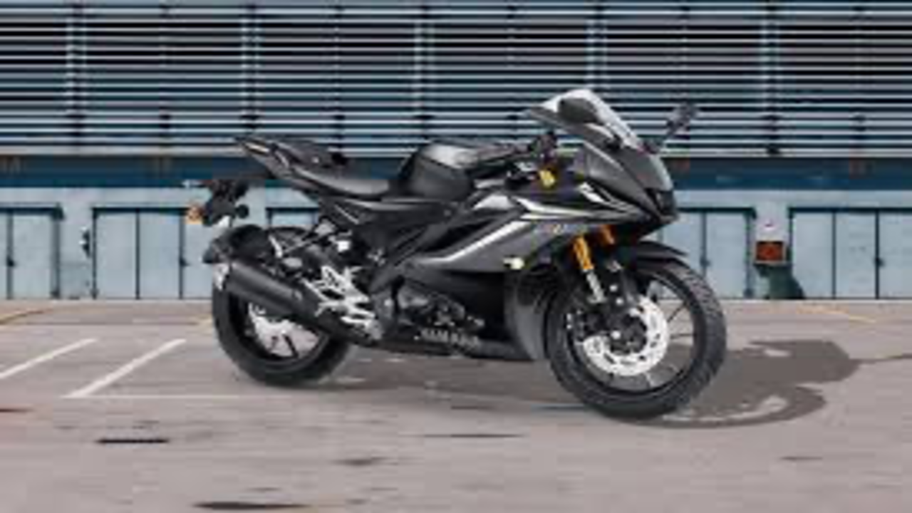 Yamaha R15 V4 1 1