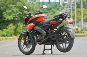 Bajaj Pulsar NS125 1