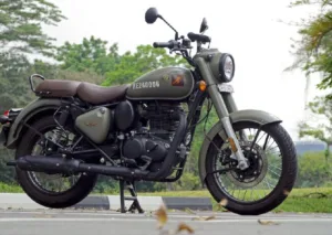 Royal Enfield Bullet 350 4