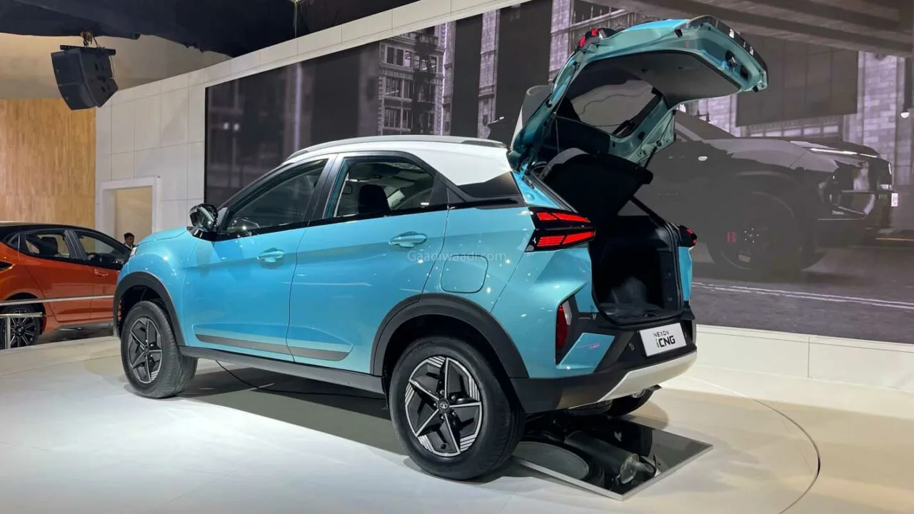 Tata Nexon CNG Bharat Mobility Global Expo 2024 5 1280x720 1 jpg