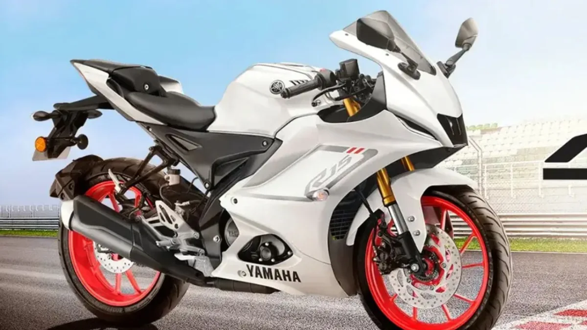 Yamaha R15 V4