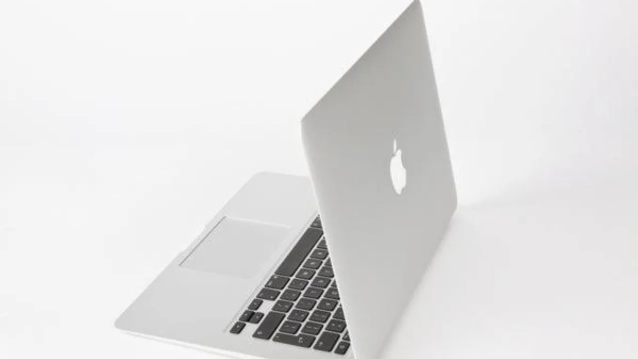 apple macbook jpg