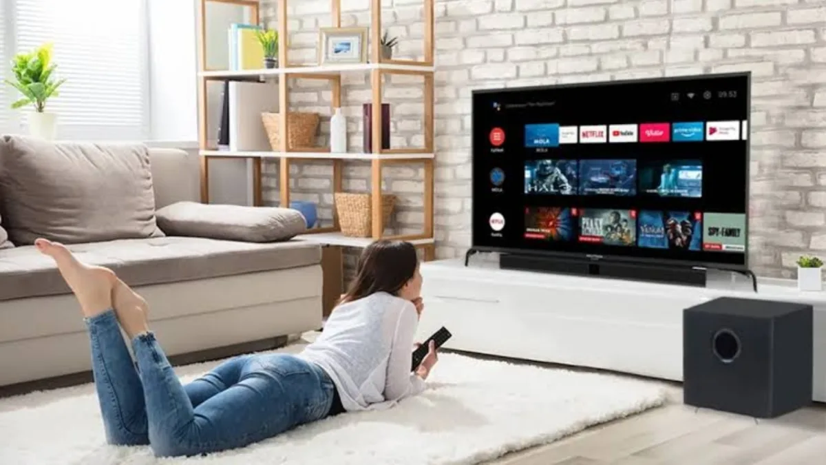 32 inch smart TV sale