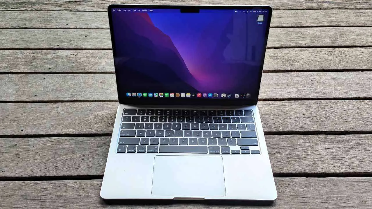 Apple MacBook Air 2022