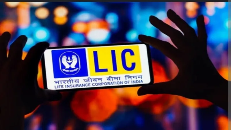 LIC Yuva Credit Life A term insurance plan for young professionals with a high sum assured at affordable premiums