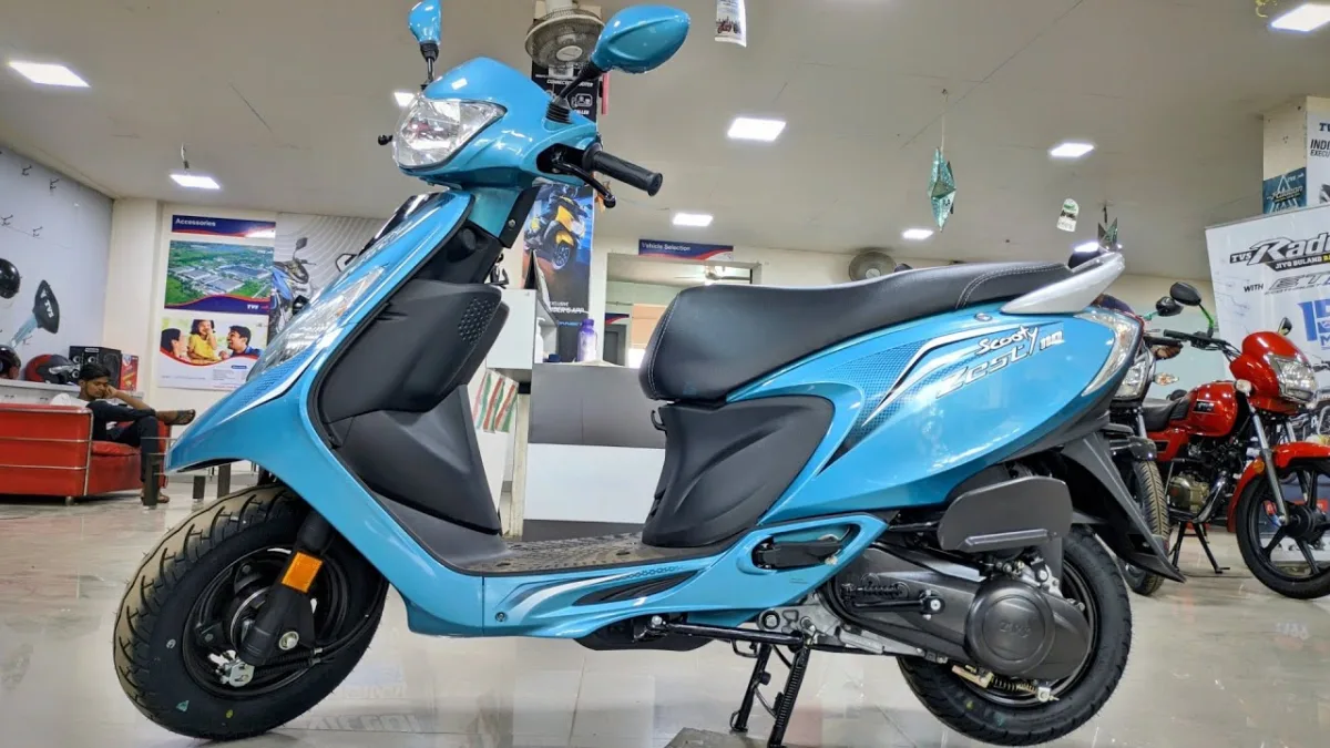 TVS Scooty Zest 1