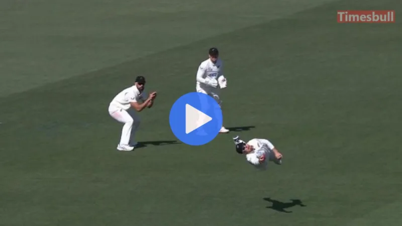 Glenn Phillips Stuns with 'Unbelievable Catch