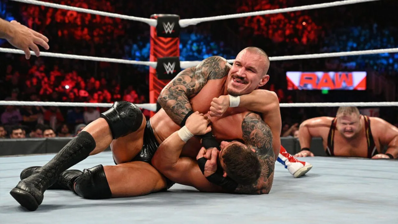 Randy Orton fighting in the arena of Extreme Rules.