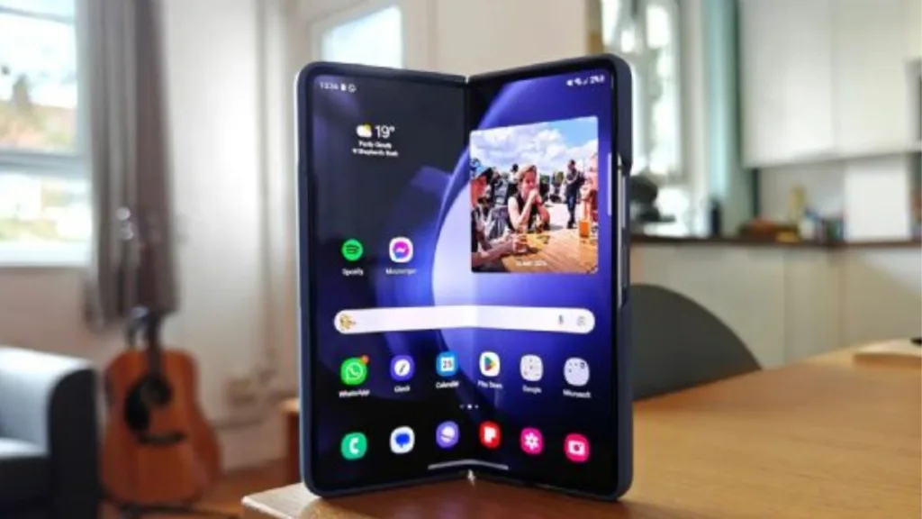 Samsung Galaxy Z Fold 5