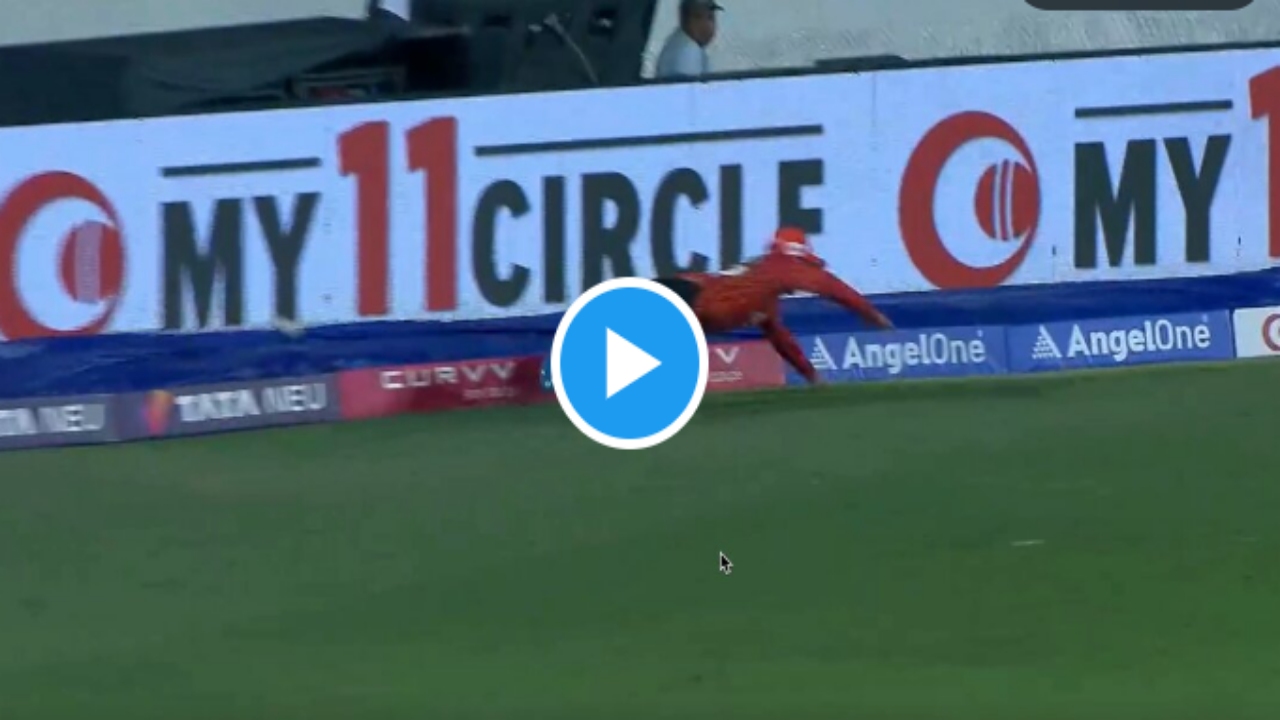 Watch: Sunrisers Hyderabad suffered a...