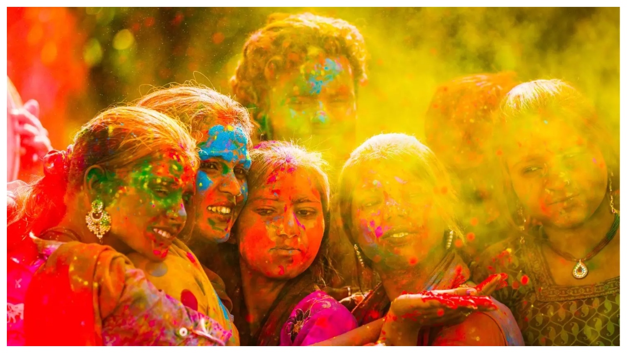 what is holi 2025